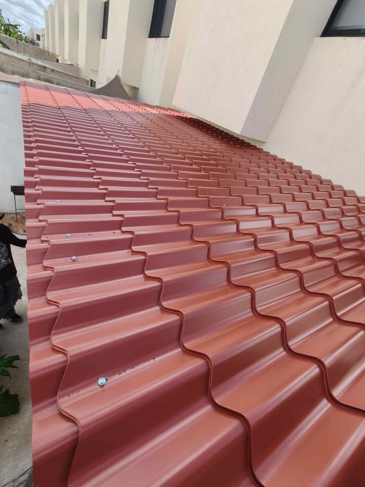 Instalación de techumbres de galvateja en Hermosillo